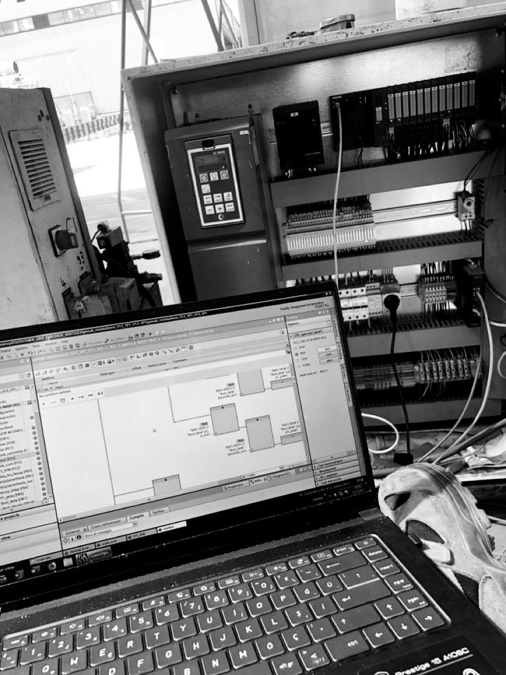 Diagnóstico de PLC y tablero en campo